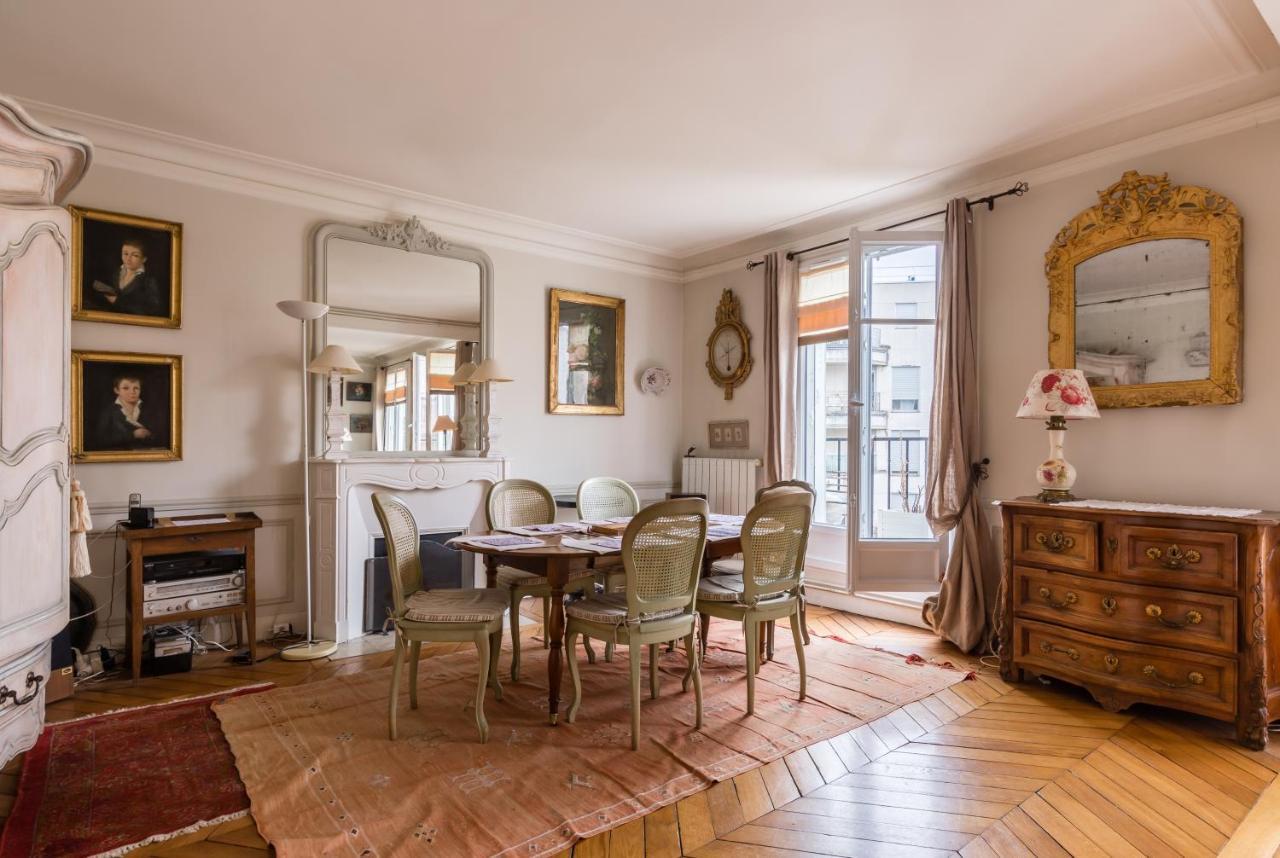 Ferienwohnung Veeve - Charming Mirabeau Paris Exterior foto